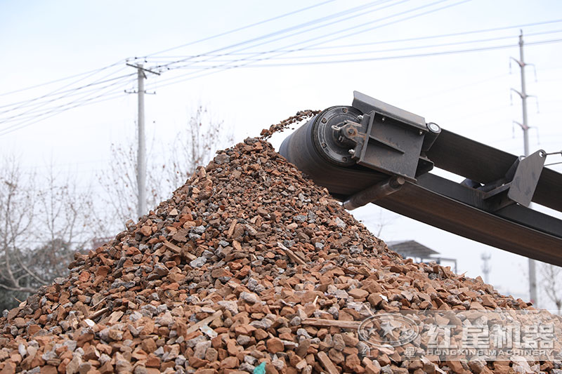 磚頭粉碎后可再生利用，解決資源問題