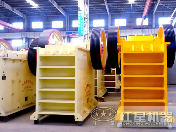 顎式破碎機(jī)