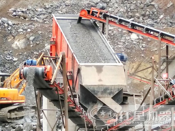 大型振篩式砂石分離機(jī)現(xiàn)場圖