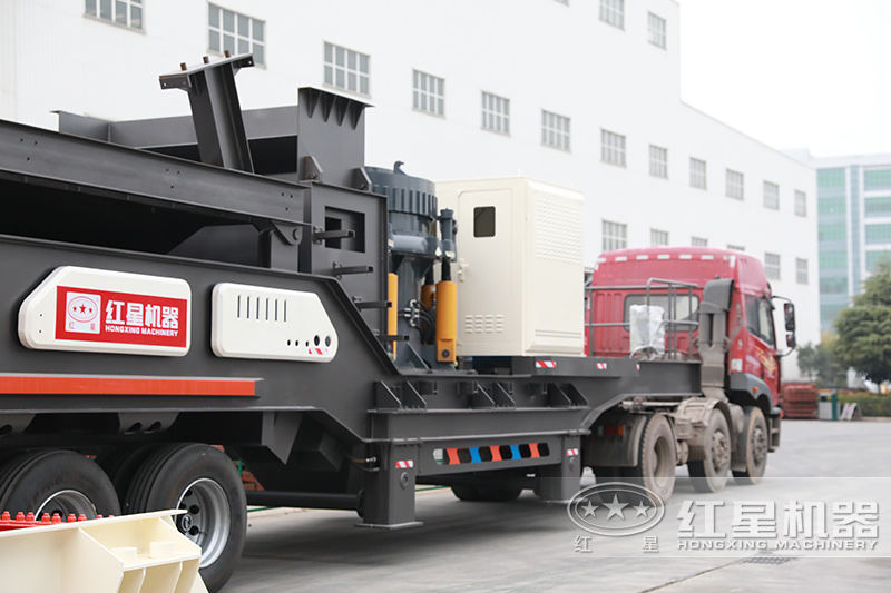 移動(dòng)打石機(jī)可搭載車頭直接行走