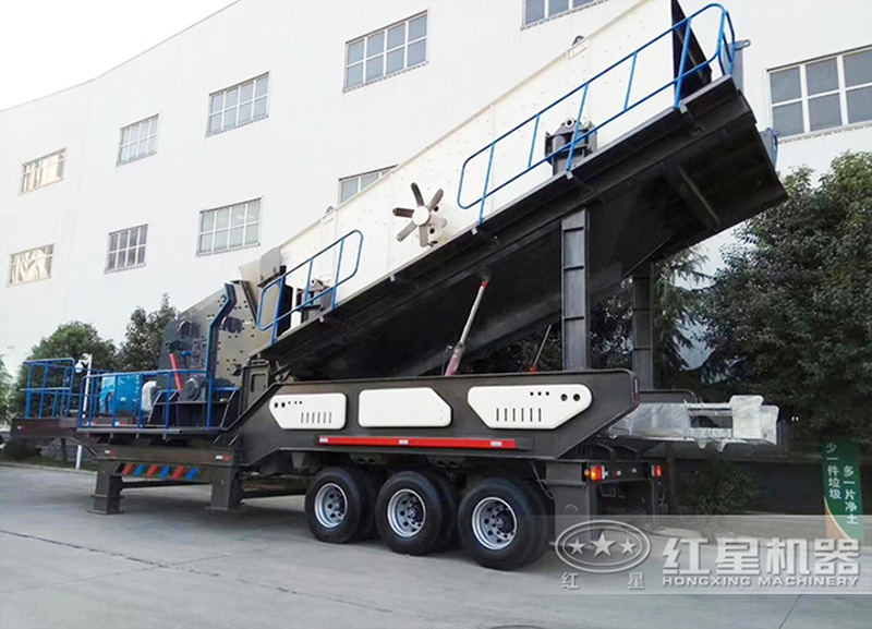 掛上車頭就能跑，輕松穿越平地、山路、沼澤