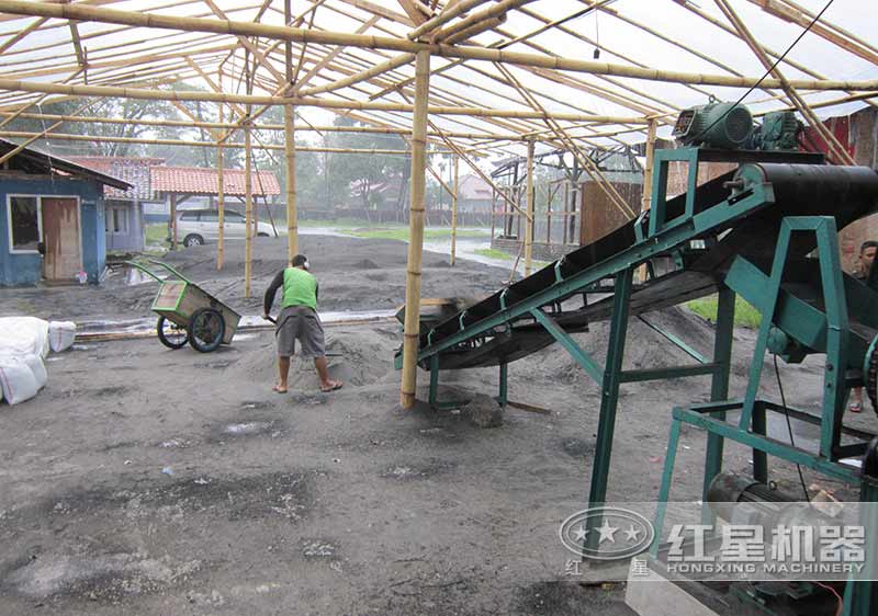 機(jī)制砂生產(chǎn)現(xiàn)場(chǎng)